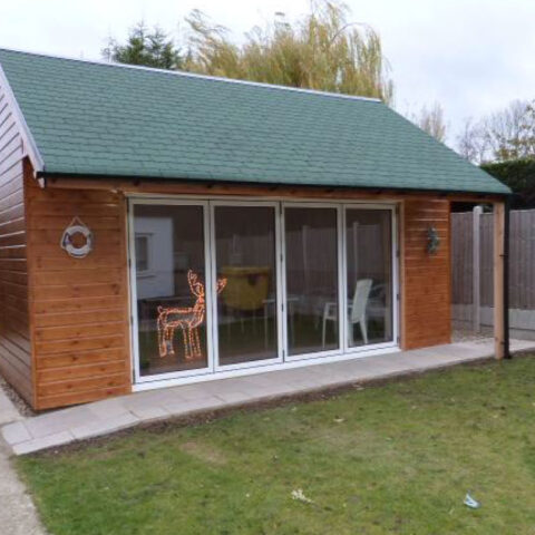 Lodge cabin